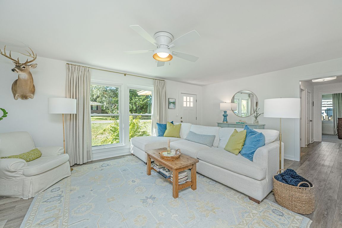 next background image