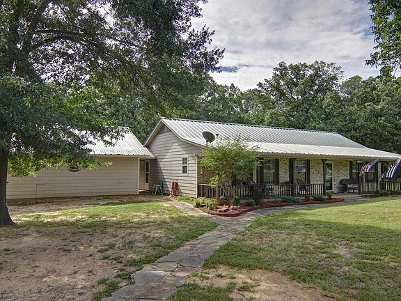 4th image of 225 County Road 1728