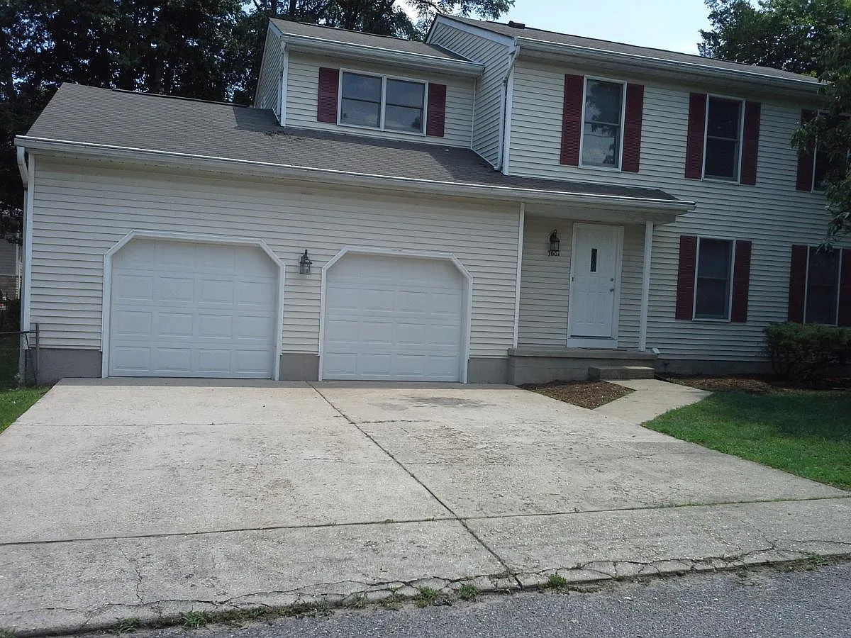 7661 Cedar Drive — Photo 1