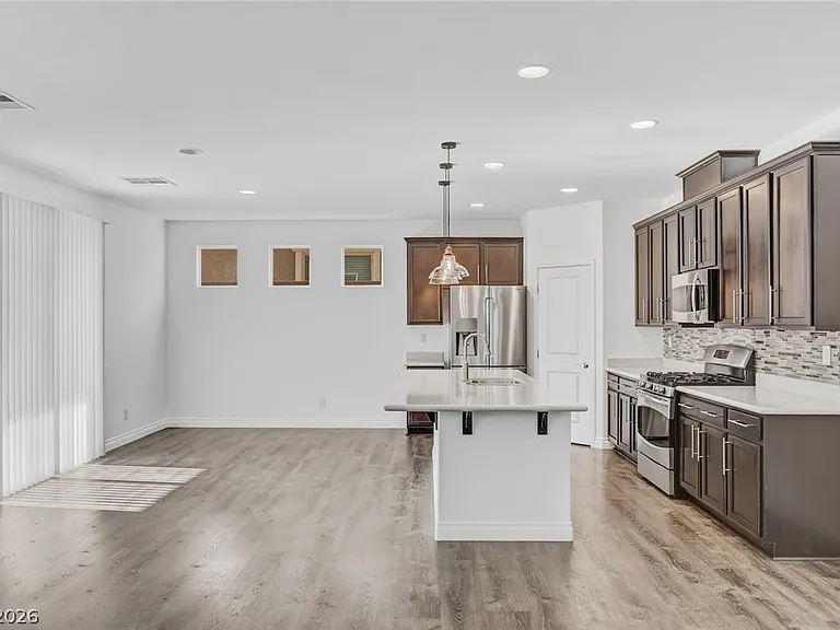7103 Stanley Frederick St — Photo 11