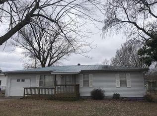 922 S Maple St, Siloam Springs, AR 72761