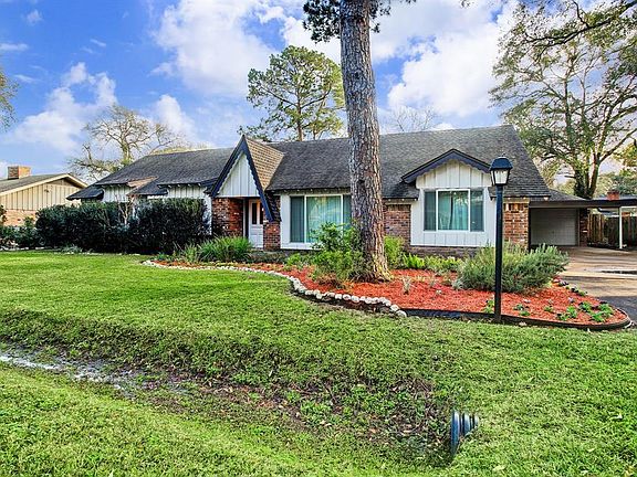 2nd image of 10115 Moorberry Ln