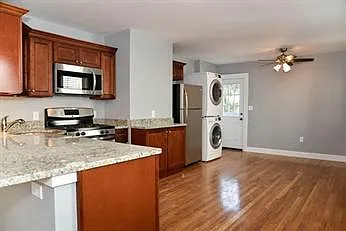29 W Wyoming Ave — Photo 2