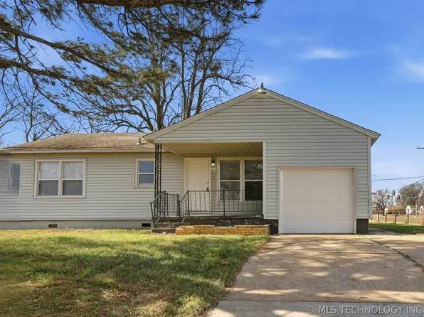 4554 N Iroquois Ave, Tulsa, OK 74106