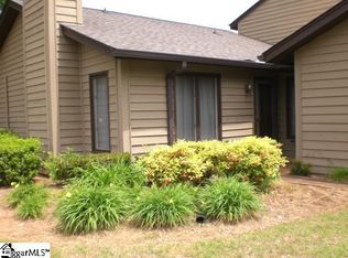 415 Sparrow Hawk Ct, Greer, SC 29650