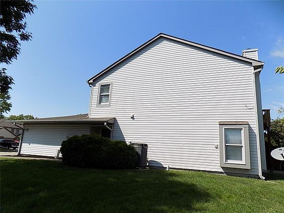 4th image of 5371 Bay Harbor Dr