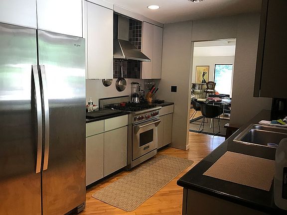 3rd image of 62 Tamarack Ln