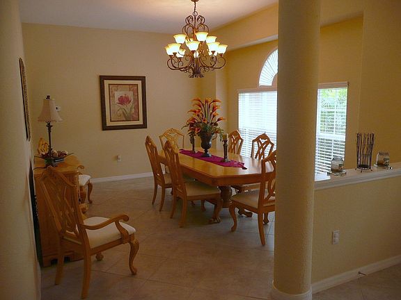 Formal Dining