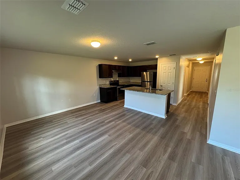 49 Brunswick Ln #A — Photo 4