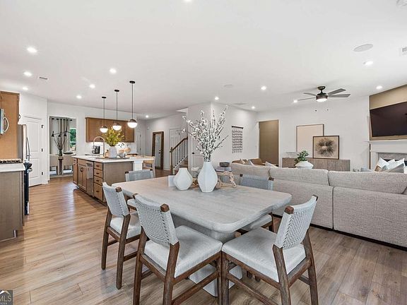 7th image of this home