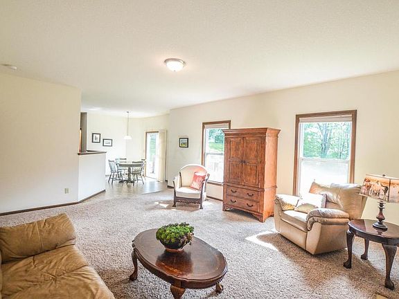 2nd image of 256 River Bend Ct
