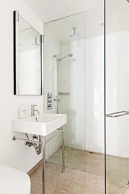 Sold by Compass | media 17