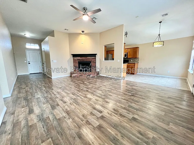 16405 Otter Dr — Photo 12