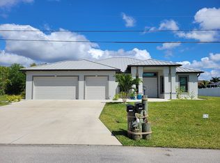 1239 SW 4th Pl, Cape Coral, FL 33991