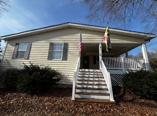 216 Magothy Beach Rd, Pasadena, MD 21122