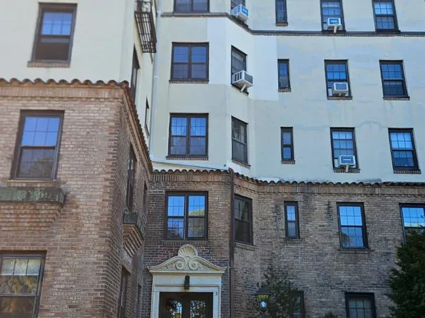 1273 North Ave #2G3, New Rochelle, NY 10804