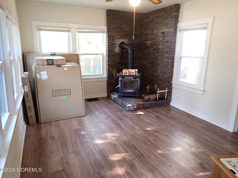1490 Davidson Ave — Photo 13