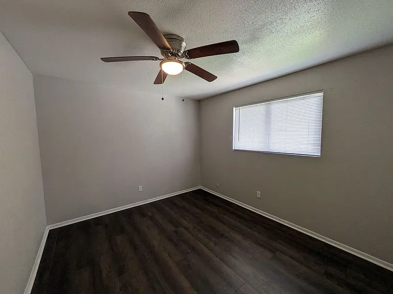 Sullivan Apartment Homes — Photo 25