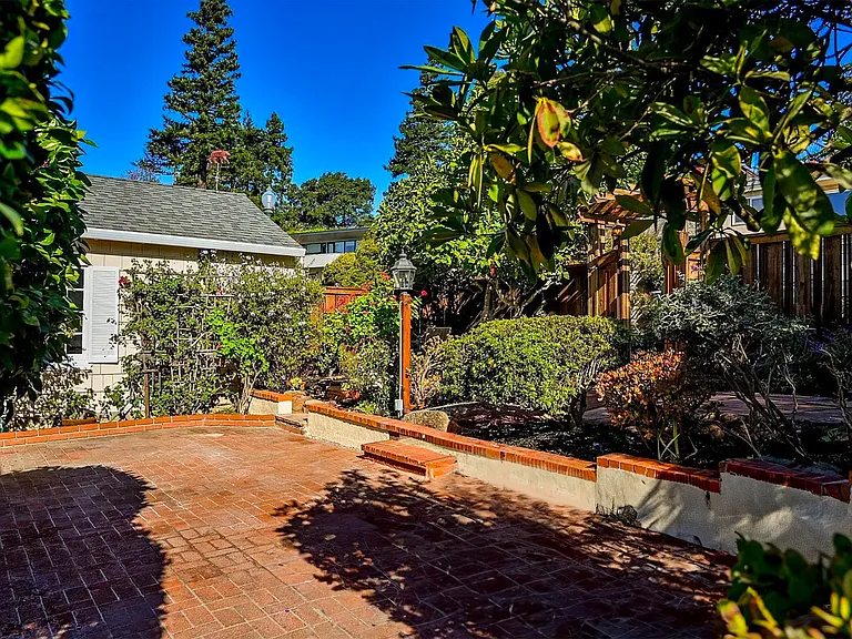 Grizzly Peak Blvd — Photo 14