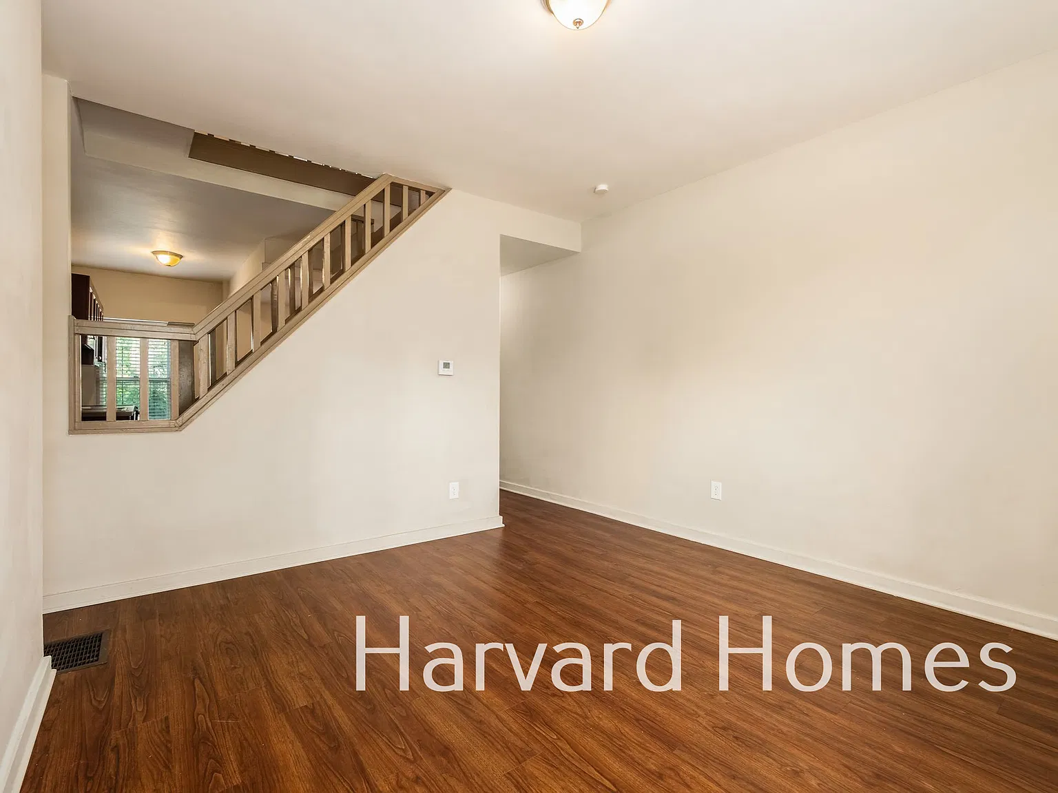 382-384 Chittenden Ave — Photo 4