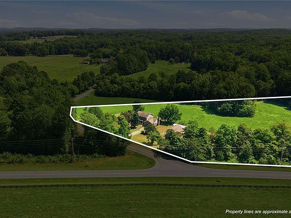 3rd image of 6707 Bill Poole Rd