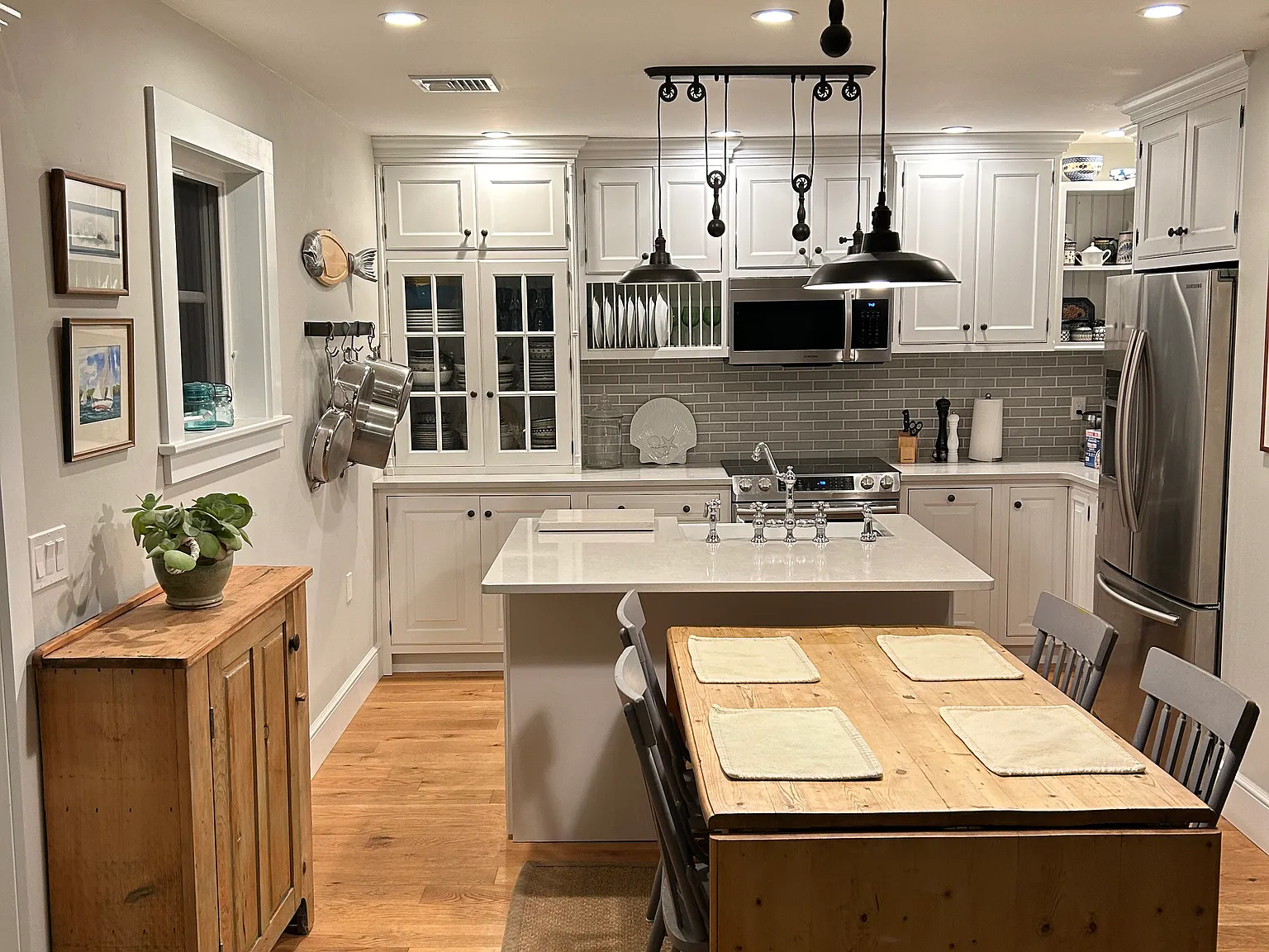 2 bed, 1100 sqft, $3,500 — Photo 2