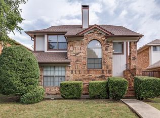 1607 San Francisco St, Carrollton, TX 75007