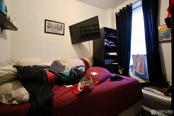 Rented by Oxford Property Group | media 36