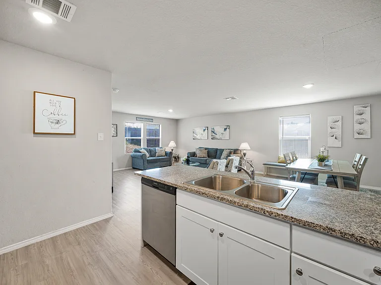 7026 Randado Ct — Photo 15