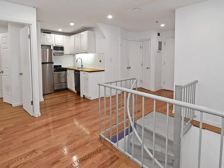 87 Attorney St #1B — Photo 1
