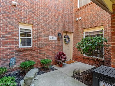 4101 Cornerstone Dr, Canton, MI, 48188