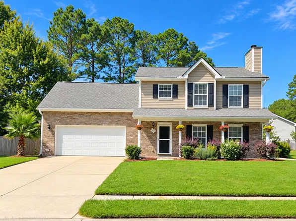 207 Fernwood Dr, Moncks Corner, SC 29461