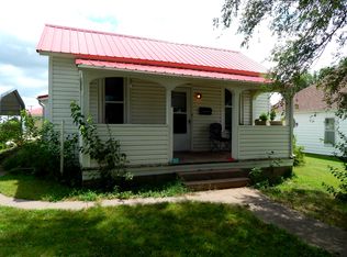 1222 Johnson Ave, Larned, KS 67550