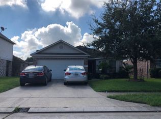 910 Vista Bend Dr, Houston, TX 77073