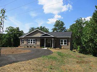 2974 S Bubby Roy Ln, Bloomington, IN 47403