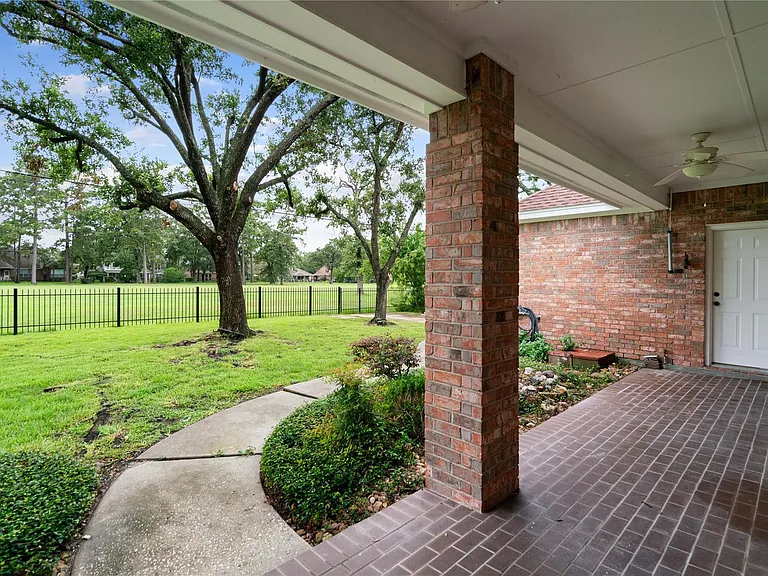 20403 Atascocita Shores Dr — Photo 30