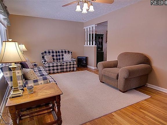 2nd image of 3798 Argonne St
