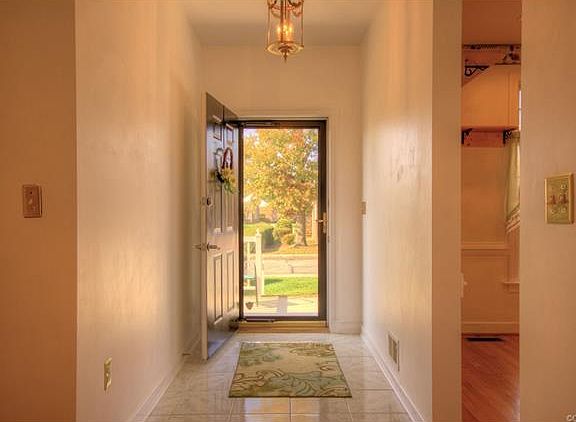 4th image of 5605 Lakemere Dr