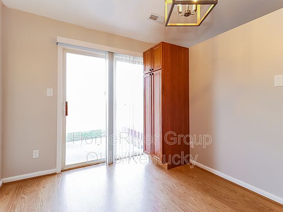 4th image of 924 Hathaway Dr