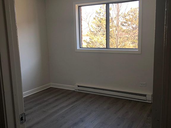 4th image of 220 Klein Creek Ct APT 4D