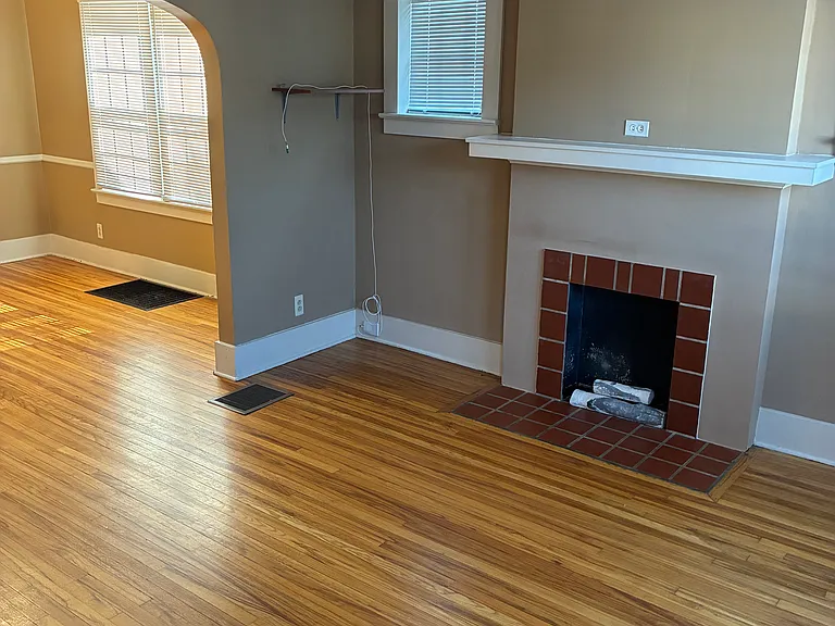 511 Wallace Ave — Photo 6