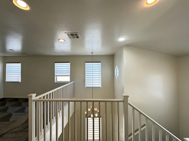 6784 Pivot Point St — Photo 10