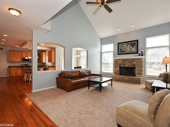 5th image of 2123 Brookwood Dr