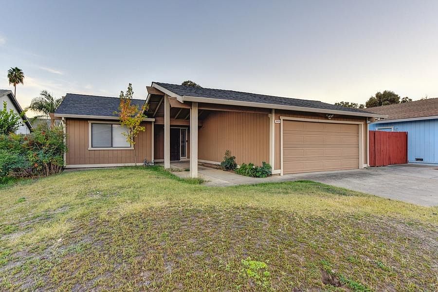 1st image of 9828 Crimsonwood Way