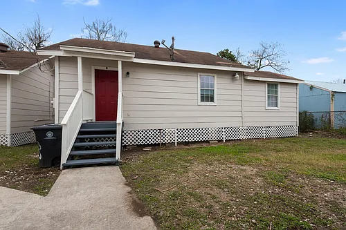 7307 Avenue H Photo 1