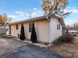 190 Glendale Ave, Asheville, NC 28803