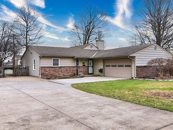5th image of 8803 Evergreen Dr