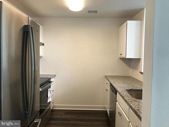5th image of 43 Princeton Hightstown Rd Unit 1212
