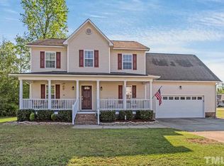 18 Yellow Ribbons Ct, Clayton, NC 27520