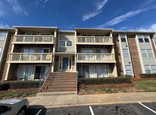 1604 Arlyn Cir APT M, Charlotte, NC 28213